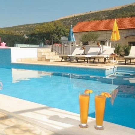 Dvori Stipanovi With Heated Pool And Jacuzzi Villa Donje Rascane Eksteriør bilde