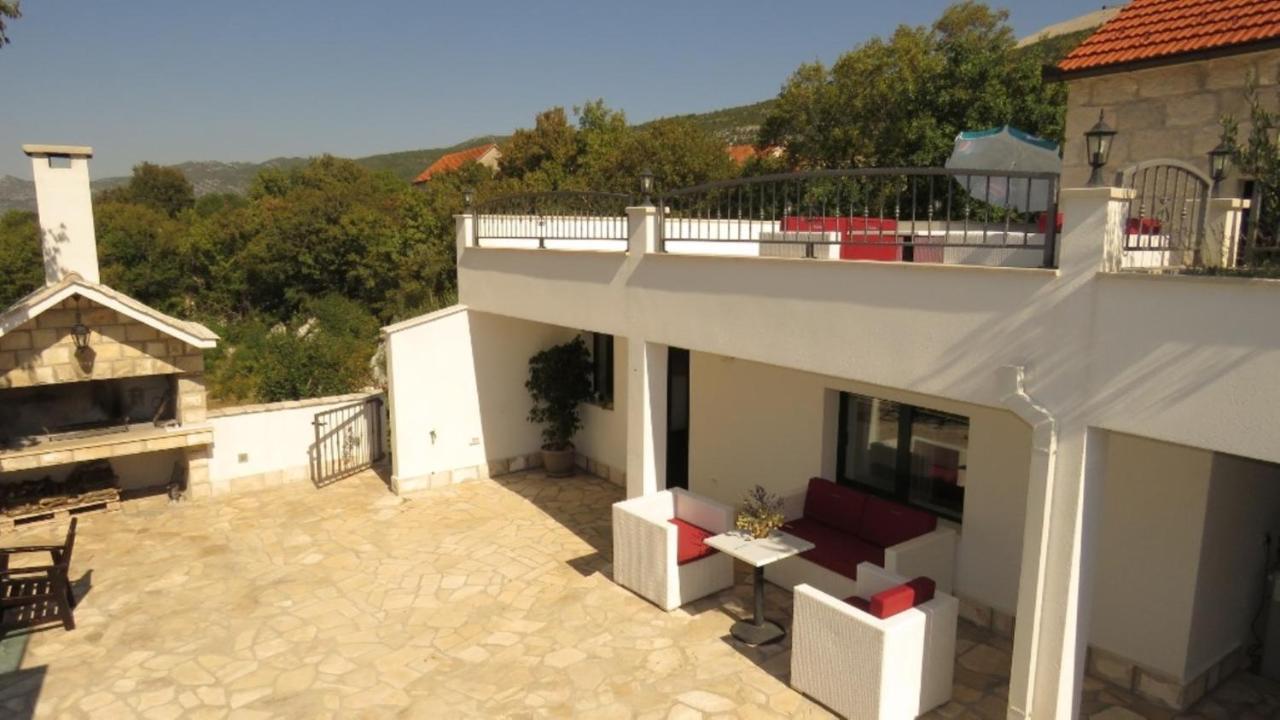 Dvori Stipanovi With Heated Pool And Jacuzzi Villa Donje Rascane Eksteriør bilde