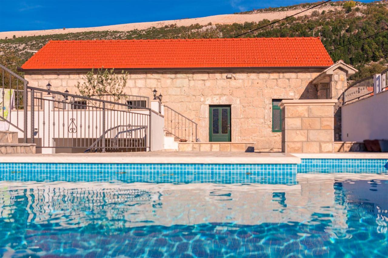 Dvori Stipanovi With Heated Pool And Jacuzzi Villa Donje Rascane Eksteriør bilde